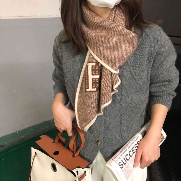 

the new design 2021 autumn and winter new wool korean h letter ins knitted bib couple scarf, Blue;gray