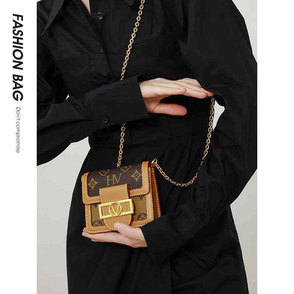 

handbag women's new super mini sweet fashion french minority design fashion high-grade sense of foreign style messenger autumn and wint