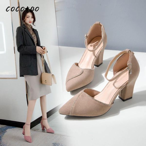 

dress shoes fairy gentle single small high heels 2021 spring wild thick heel pointed toe hollow sandals, Black