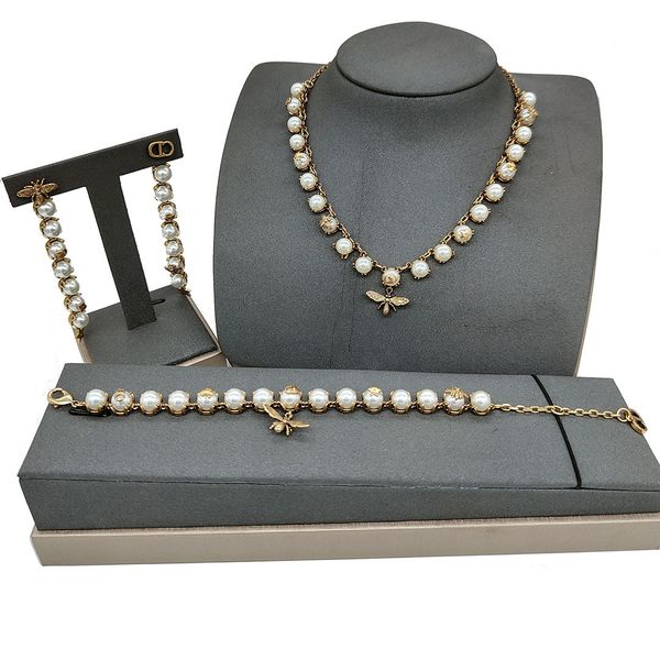 

jewelry new pearl necklace bee bracelet earrings small letter temperament set, Black