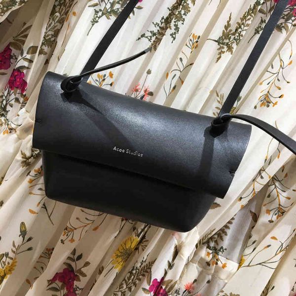 

2022 designer bags acne ins net red minimalist retro hong kong style package. one shoulder mini dumplings studio bag