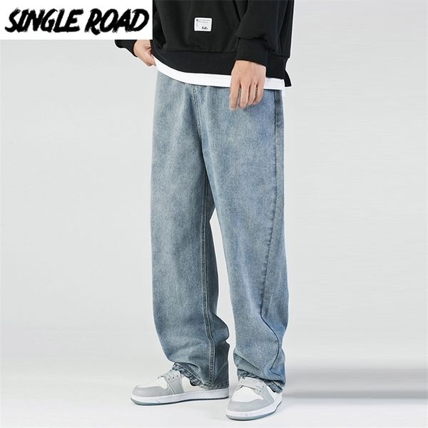 Single Road Mens Jeans Uomo Moda Denim Pantaloni larghi Hip Hop giapponese Streetwear Pantaloni stile coreano Blue Jeans per uomo 211206