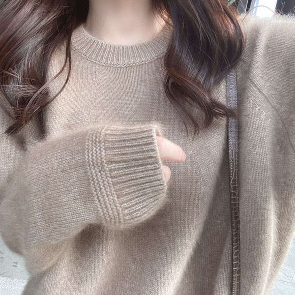 

wind brown crew neck sweater autumn and winter version loose sweater, White;black