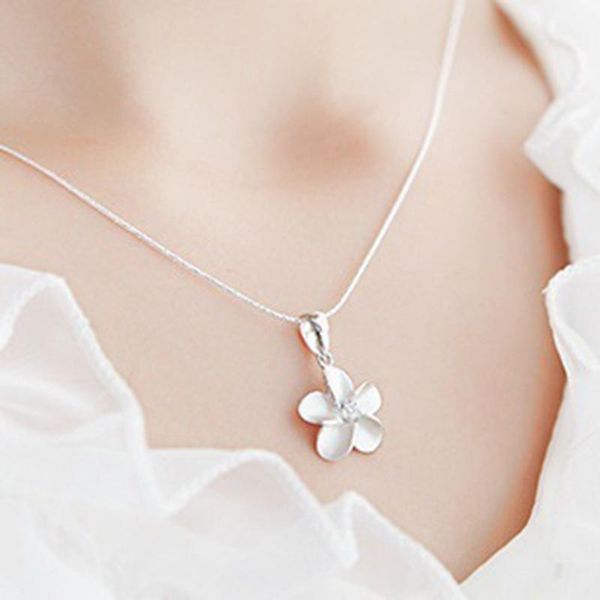 

pendant necklaces fashion jewelry silver clavicle chain crystal plum blossom necklace gifts for woman