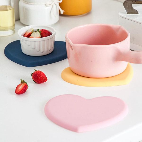 

mats & pads silicone pot holder insulation pad deskdecoration accessories kitchen supplies tools heart-shaped anti-scalding