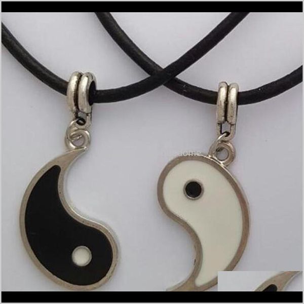 

pendant & jewelry drop delivery 2021 1pcs fashion vintage sier yin leather necklaces 2 pendants friend lovers ying yang necklace set couple, Silver