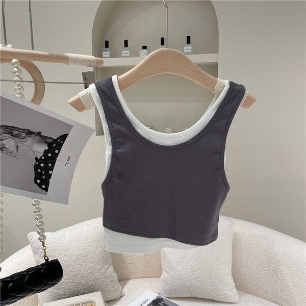 

tanks spring summer 2021 design of female fashion niche irregular fit with short sleeveless sleeves two sweater vest, White