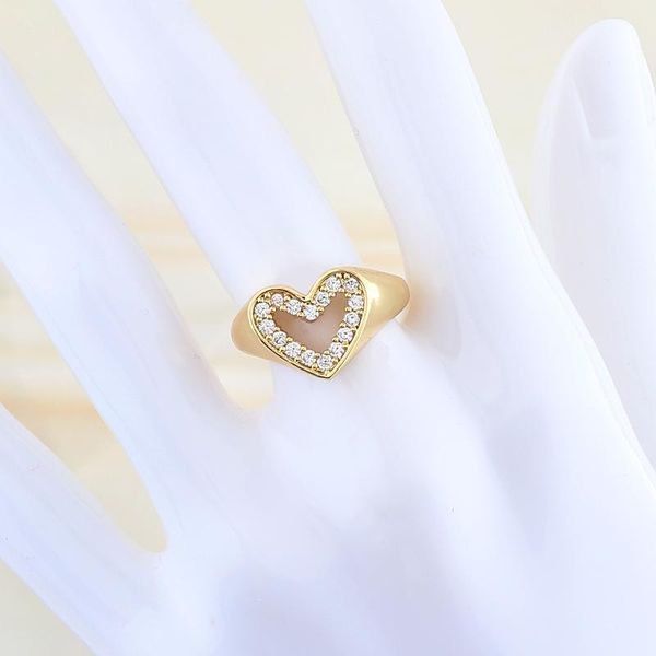 

elegant female heart shaped hollow love cubic zircon finger rings for women fashion party wedding jewelry ring gift, Slivery;golden