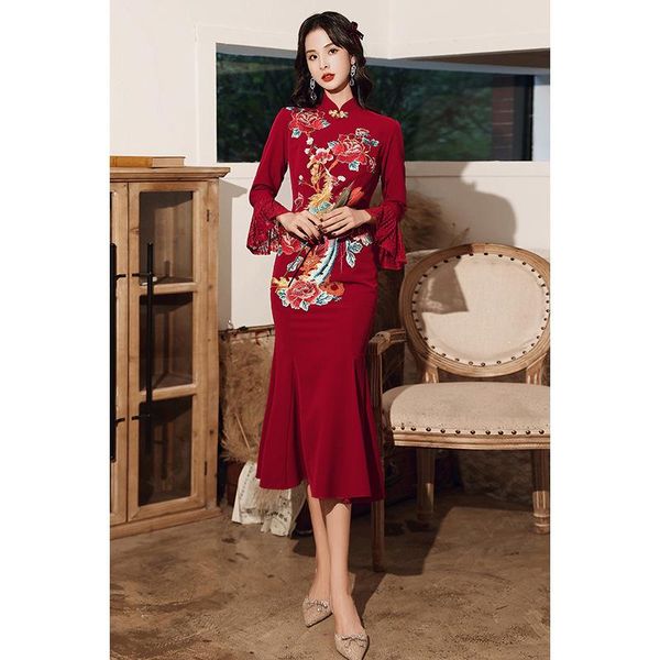 

ethnic clothing red satin chinese dresses lace bride wedding gown vintage women embroidery floral qipao appliques evening banquet vestidos