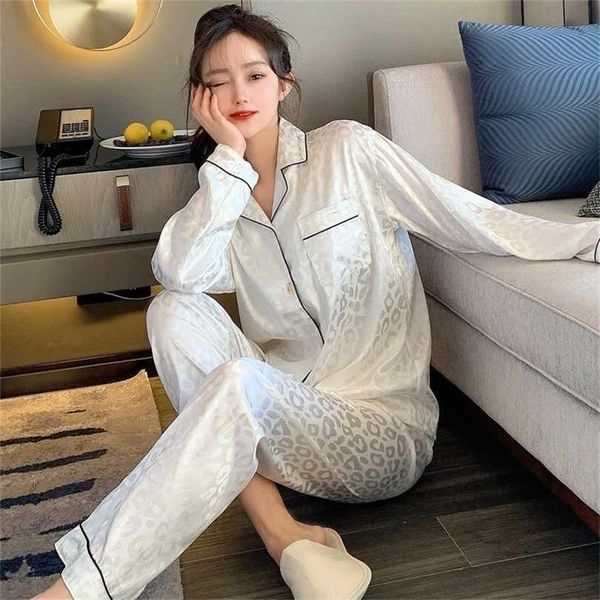 

silk pajamas autumn and winter ladies home wear cardigan long-sleeved trousers two-piece casual girls loose 211116, Black;red