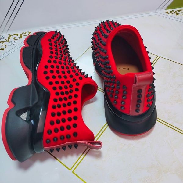 

2021 trendy brand shoes red-soled rivets series latest casual couple models breathable water-dyed cow lining wear-resistant size: female 35-, Black