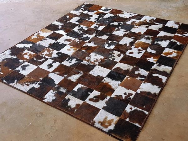 

tricolor natural cow fur patchwork cowhide rug carpet carpets
