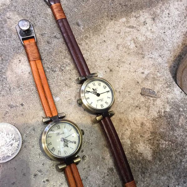 

handmade leather handmade cowhide watch for women, Slivery;brown