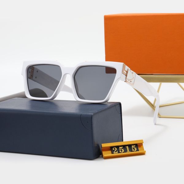 

2021 new polarizing sunglasses men's small box trend driving special uv protection, White;black