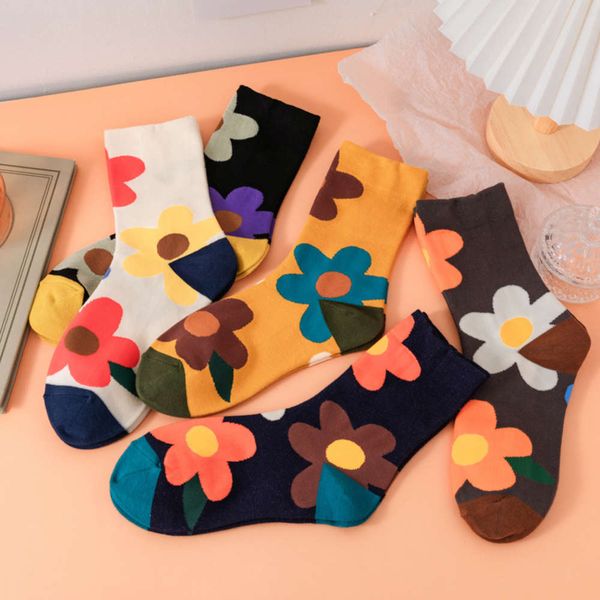 

version net red flowers autumn winter flower middle, Black;white