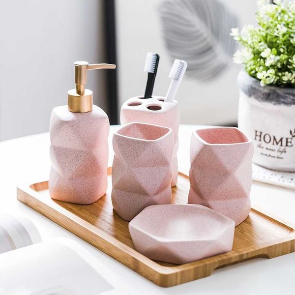 Set di accessori per il bagno in ceramica Dispenser di sapone/Portaspazzolino/Bicchiere/Portasapone/Vassoio Contenitore per liquidi per piatti da cucina 210709