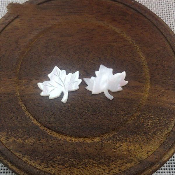 

charms 200pcs white butterfly shell double plane leaves fashion hand-carved jewelry accessories, Bronze;silver