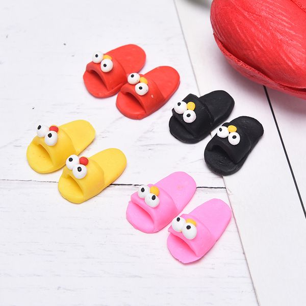 

cute 1pair 1/12 scale dollhouse miniature mini slipper for doll shoes accessories