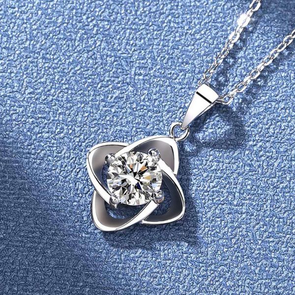 

s925 silver clover pendant mosang diamond necklace feminine temperament cross chain pendant creative fashion gift accessories, Black