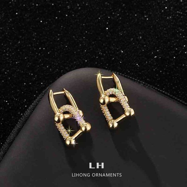 

new trend geometric earrings for ladies of japan and south korea, Black