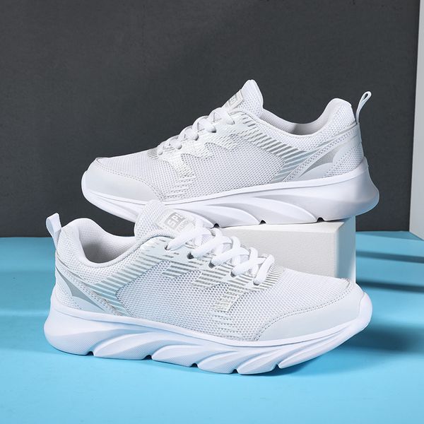 

wholesale 2021 tennis for men womens sport running shoes super light breathable runners black white pink outdoor sneakers size 35-41 wy04-86