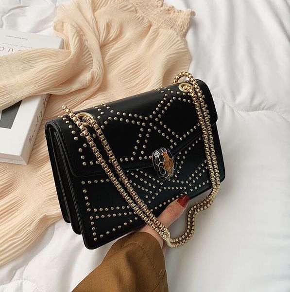 

factory wholesale women handbag personalized rivet chain bag street trend leather messenger bags fashionable foreign rivets shoulder handbag, Black;red