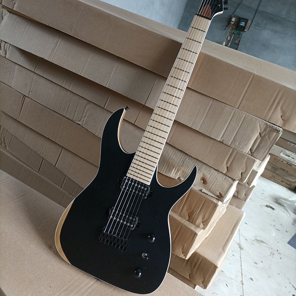 

7 strings matte black electric guitar with maple fretboard,ash body