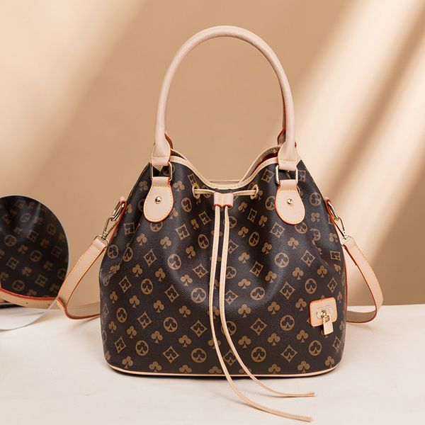 

women's bucket bag 2021 donkey family's same large capacity drawstring portable single shoulder messenger tassel bag