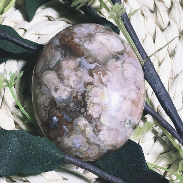 

cherry agate palm decorative objects & figurines