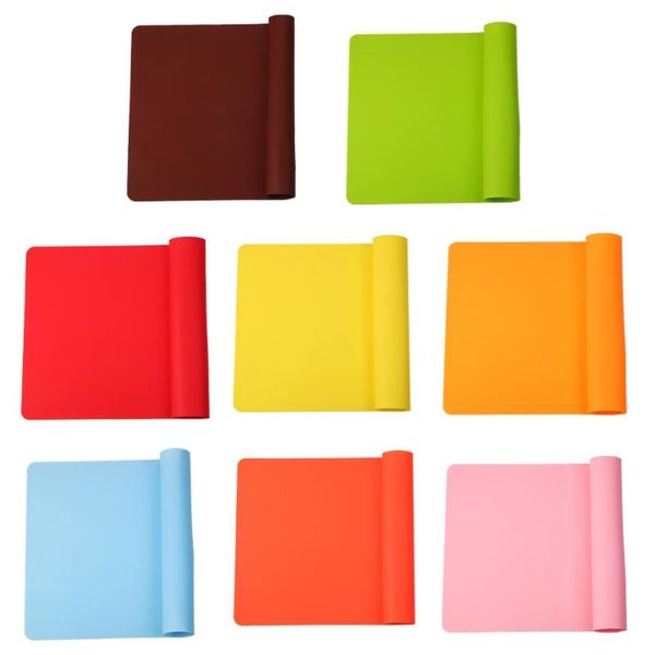 

mats & pads rectangular shape simple style silicone heat insulation pad protect the deskanti-scalding 8 colors to choose
