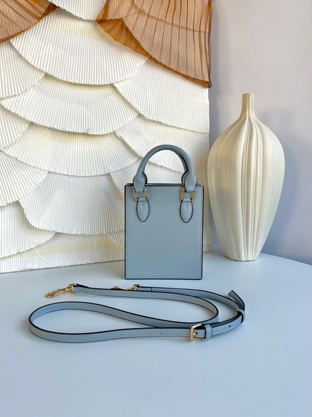 

2022 new shoulder bag underarm bag 1010