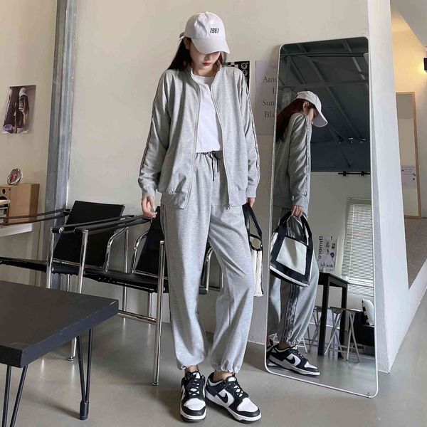 

2021 autumn winter suit women's korean version college style loose sweater age reducing sports, Gray