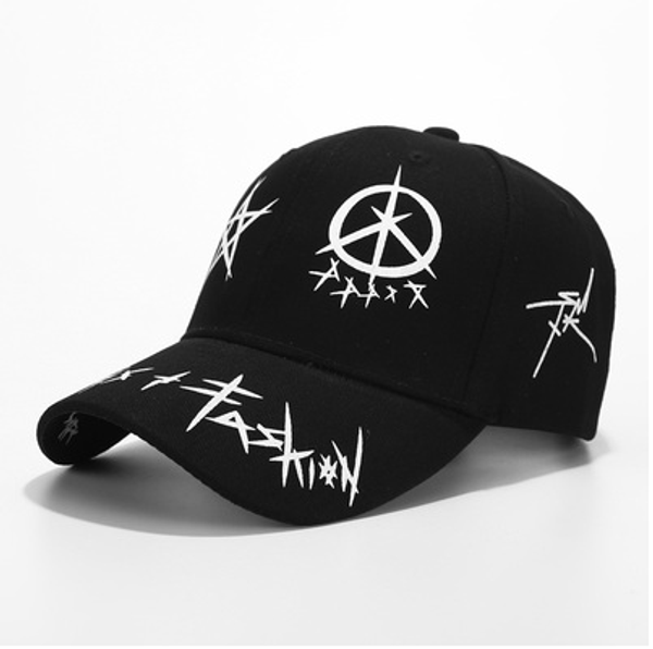 Ball Caps Hat Modeli Kore tarzı Moda Marka Beyzbol Kapağı Öğrenci Sıradan All Maç Hip Hop Hats Sokak Serin Siyah ve Beyaz Tepeli Kapaklar