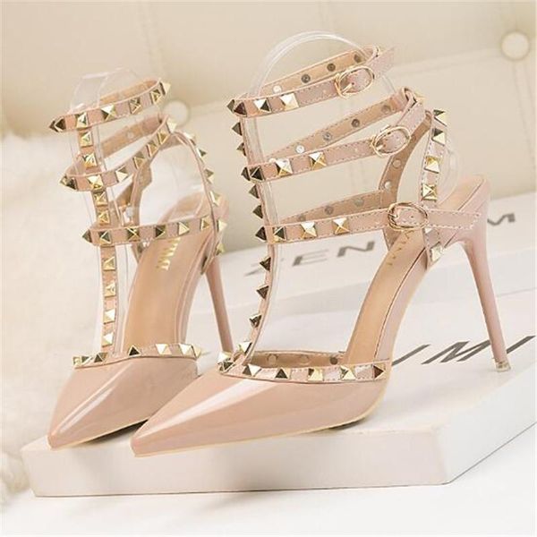 

Roman Fashion Rivet Sandals 10CM PUMPS Woman Shoes Sexy Nightclub Stiletto Heels Patent-leather Metallic Hollow Dress, Black