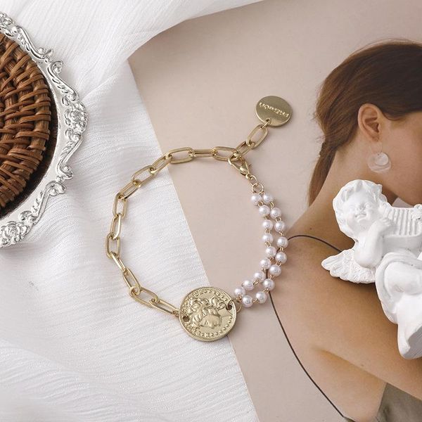 

link, chain 2021 vintage simple niche design ins wind bracelet creative asymmetric cold human head pearl bracel, Black