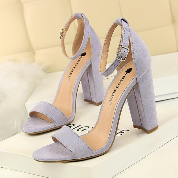 

0509-1 women's shoes summer high heels fashion simple thick nightclub with sandals, Black