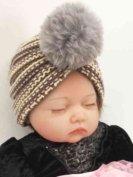 

baby pom decor knit hat she, Yellow