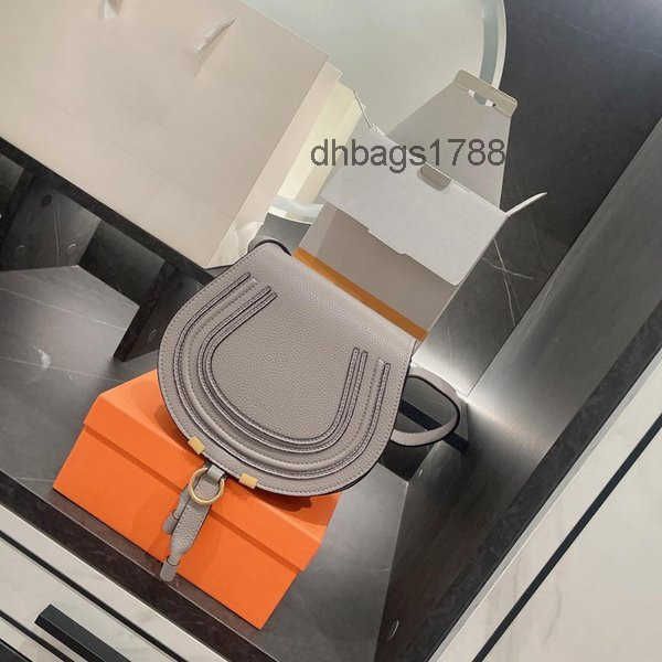 

2022 luxury brand messenger bags wholesale designers women genuine cowskin leather mini marcie shoulder saddl xjh8