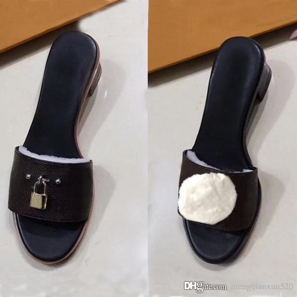 

slippers summer women classic shoes beach cartoon big head leather medium heel sandals letters large size 35-42 us4-us11, Black