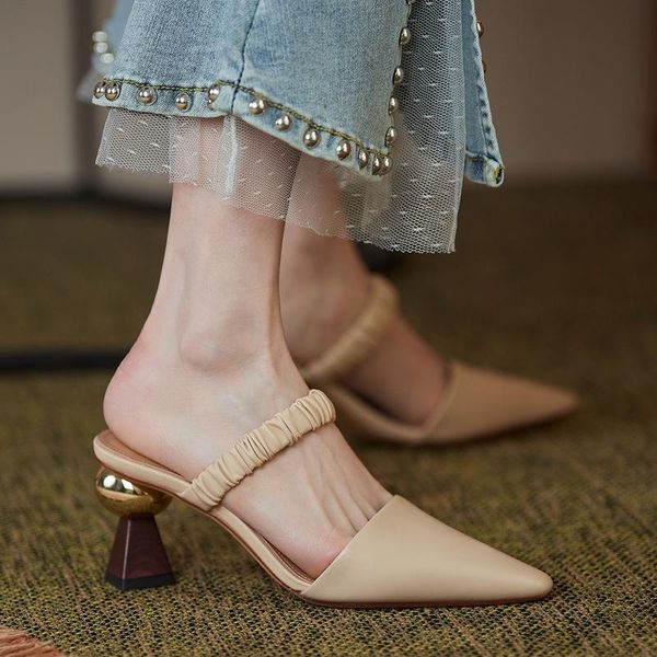 

sandals 2021 spring and summer mid heel side hollow baotou special shaped simple net red fashion back empty, Black