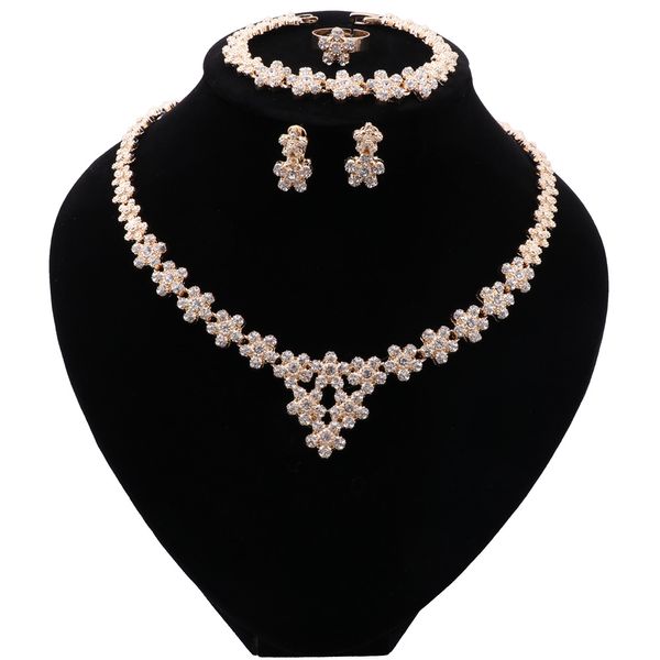 Afrikanisches goldfarbenes Schmuckset, trendige Blumen-Kristall-Halskette, Ohrringe, Armband, Ring, hübsche Dubai-Frau, Hochzeitsschmuck