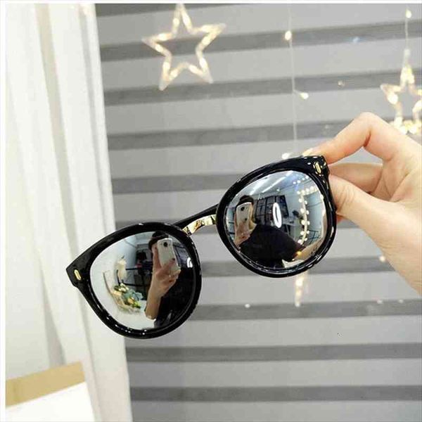 

summer fashion sunglasses for women with uv protection round frame round face and long face glasses, White;black