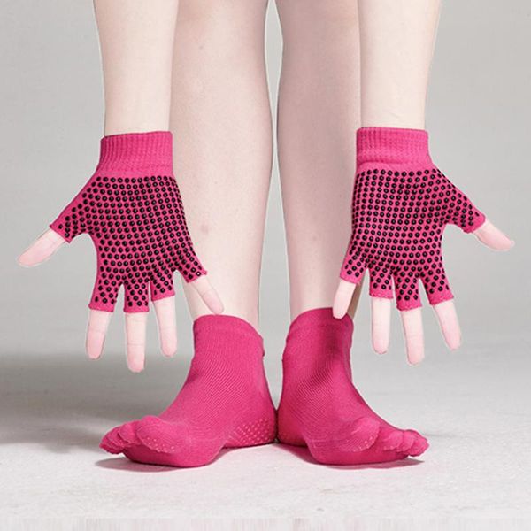 

sports socks yoga antiskid gloves women cotton are not easy to fall off, Black