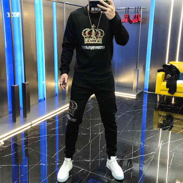 

hoodies male autumn around the neck custom nightgown warm crown pants of two fashionable suit parts, Black