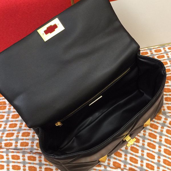 

plain pu rivet chains women shoulder bag criss-cross pattern handbag cross body bags covered soft flap handbags single strap with interior