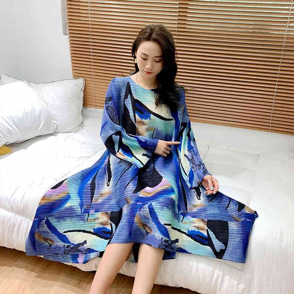 

dress miyake the neck nine points geometry dressed printing line stock, Black;gray