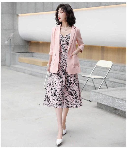 

suit for women's cold wind drs in spring and summer of 2021, Black;gray