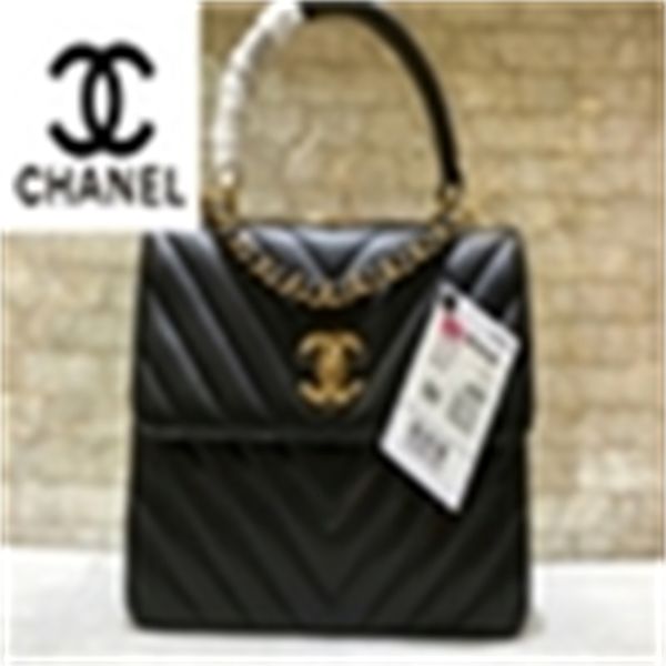 

sheepskin sandwich v crossbody bag a92236 black women handbags iconic bags handles shoulder bags totes cross body bag clutches