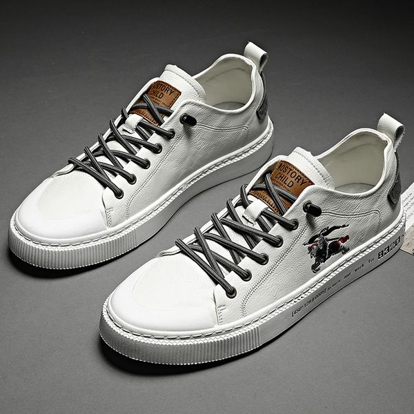 

microfiber mens casual shoes embroidered casual sneakers for men soft comfort designer men shoes zapatillas hombre