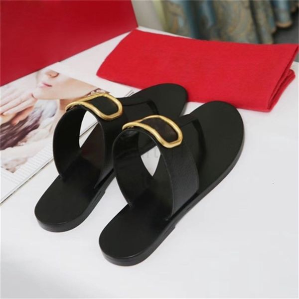 

luxury 2020 paris designer quite nice summer sandals beach slide slippers ladies flip flops loafers print leather solid color 35-42 with box, Black